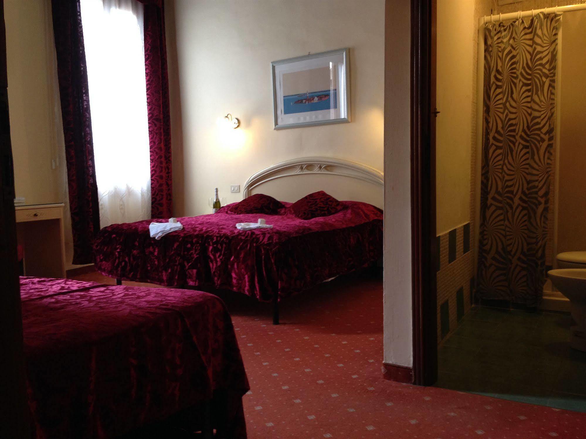 Hotel Casa Linger Velence Kültér fotó
