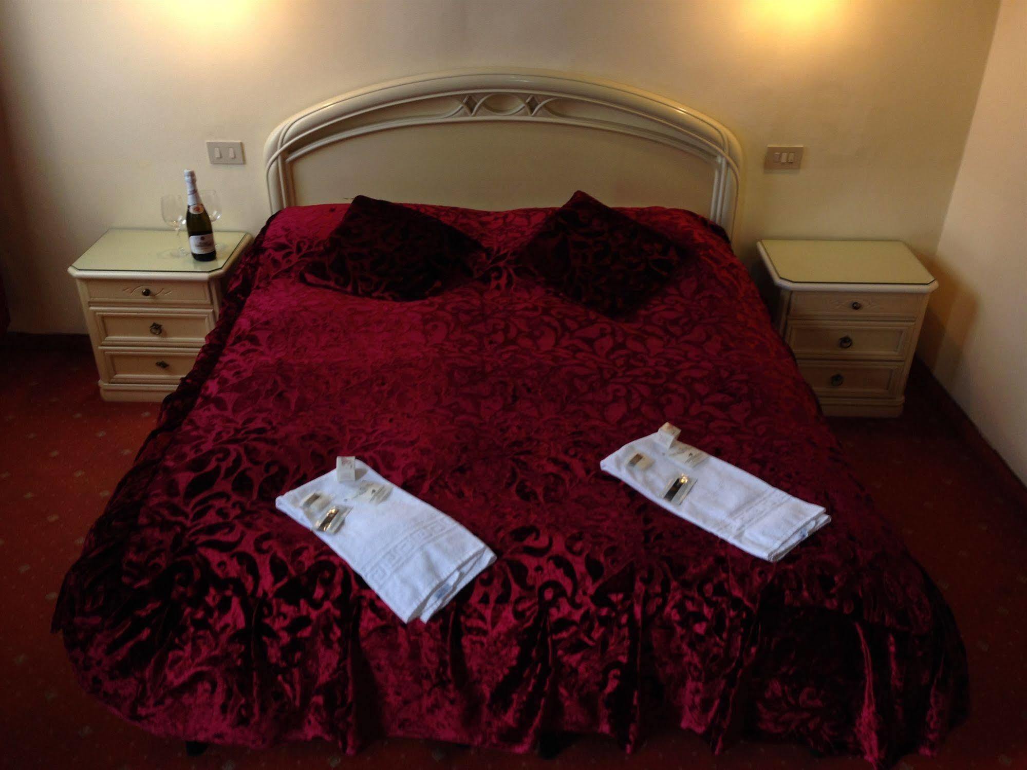 Hotel Casa Linger Velence Kültér fotó