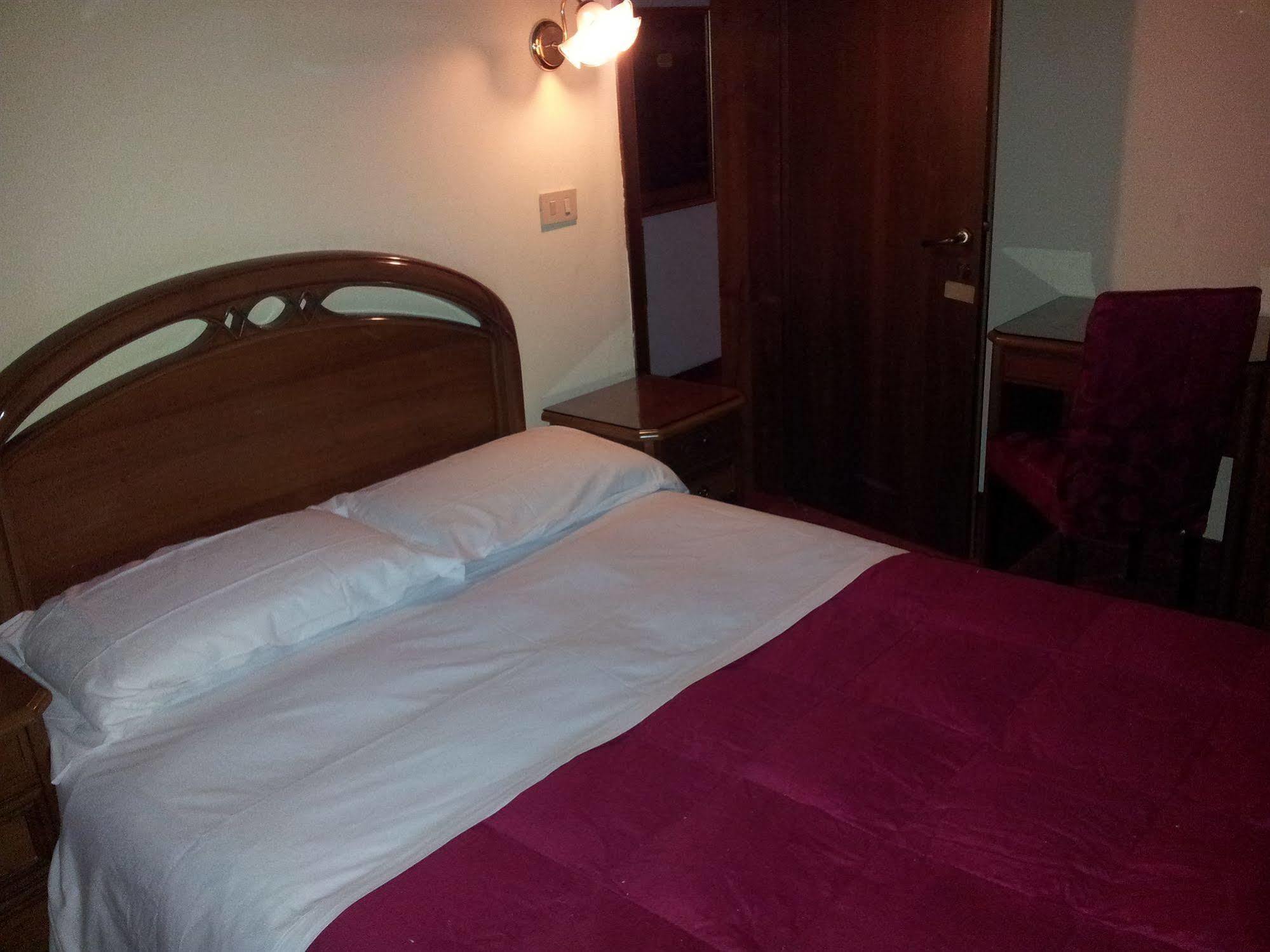 Hotel Casa Linger Velence Kültér fotó